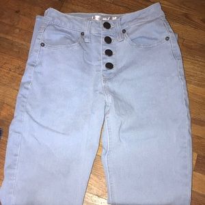 high waisted skinny jeans, they have 4 buttons